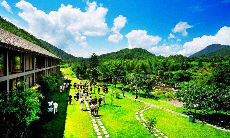 桂林猫儿山(shān)超然派拓展基地